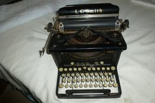 L. C. Smith Corona No 8  10 in manual typewriter 1931 Needs Servicing As-Is thumbnail