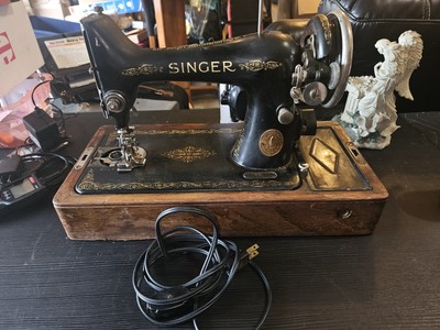 1929 Singer Portable Electric Sewing Machine No. 99-13 Work Serial