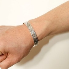 VIVIFY Arabesque Flat Silver Bangle Bracelet ...
