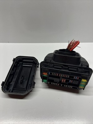 2012 BMW 328i F30 FUSE RELAY JUNCTION POWER DISTRIBUTION BOX MODULE OEM