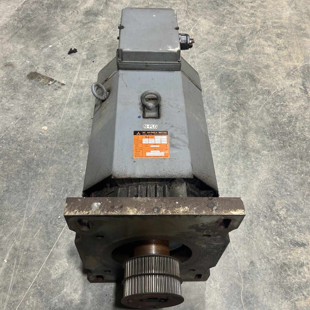 Mitsubishi AC Spindle Motor 3P, type SJ-26 AW 4Z, 200V, 155A Mitsubishi AC Spindle Motor 3P, type SJ-26 AW 4Z, 200V, 155A