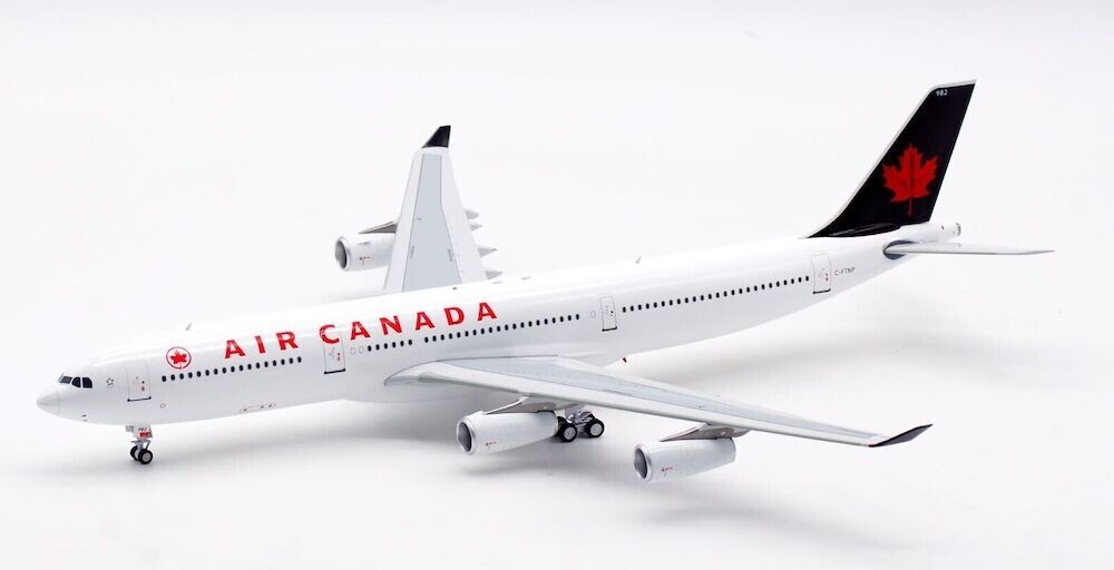 AIRBUS A340-300 AIR CANADA REG: C-FTNP WITH STAND - WB