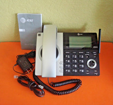 AT T CL84307 DECT 6.0 EXPANDABLE CORDED /CORDLESS PHONE/ANSWERING SYSTEM D5.3