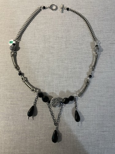 Celtic Knot W/ Vintage Jet Glass, Handmade Necklace With Pewter Accents, OOAK - Picture 4 of 17
