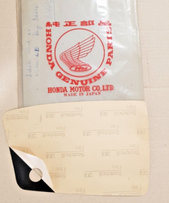 83601-MG2-830 (NOS) SEITENAUFKLEBER SCHWARZ RECHTS für HONDA XL600 P. DAKAR