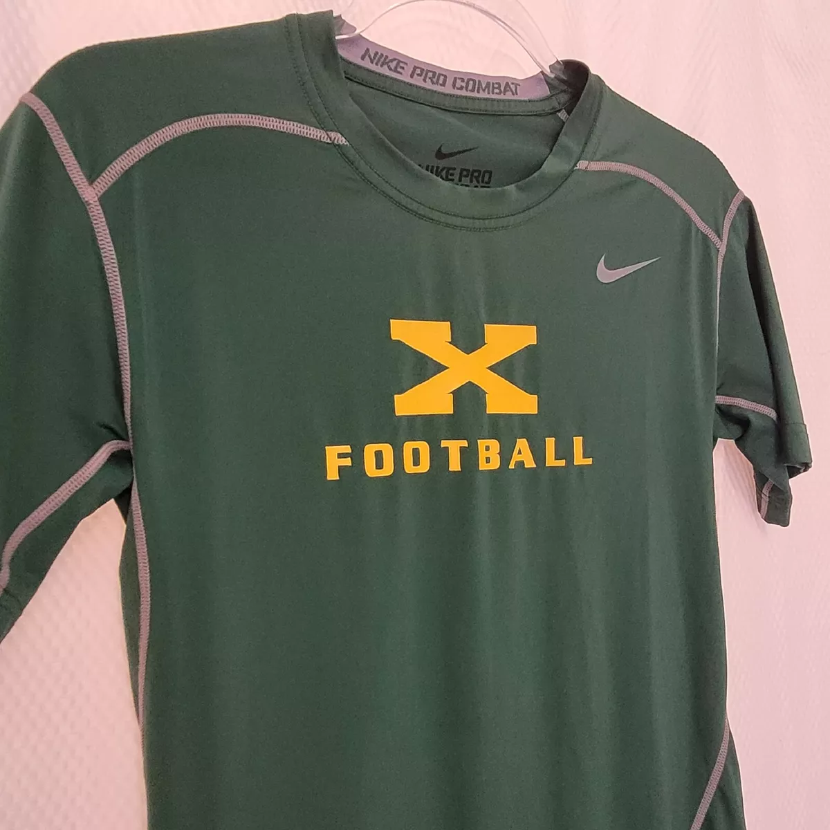 Nike pro combat best sale green