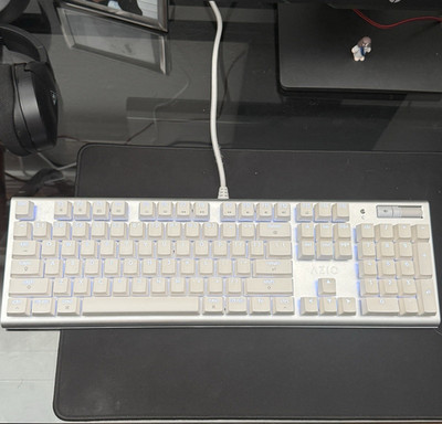 AZIO Wired USB Backlit White Full-Size Keyboard, English QWERTY Layout