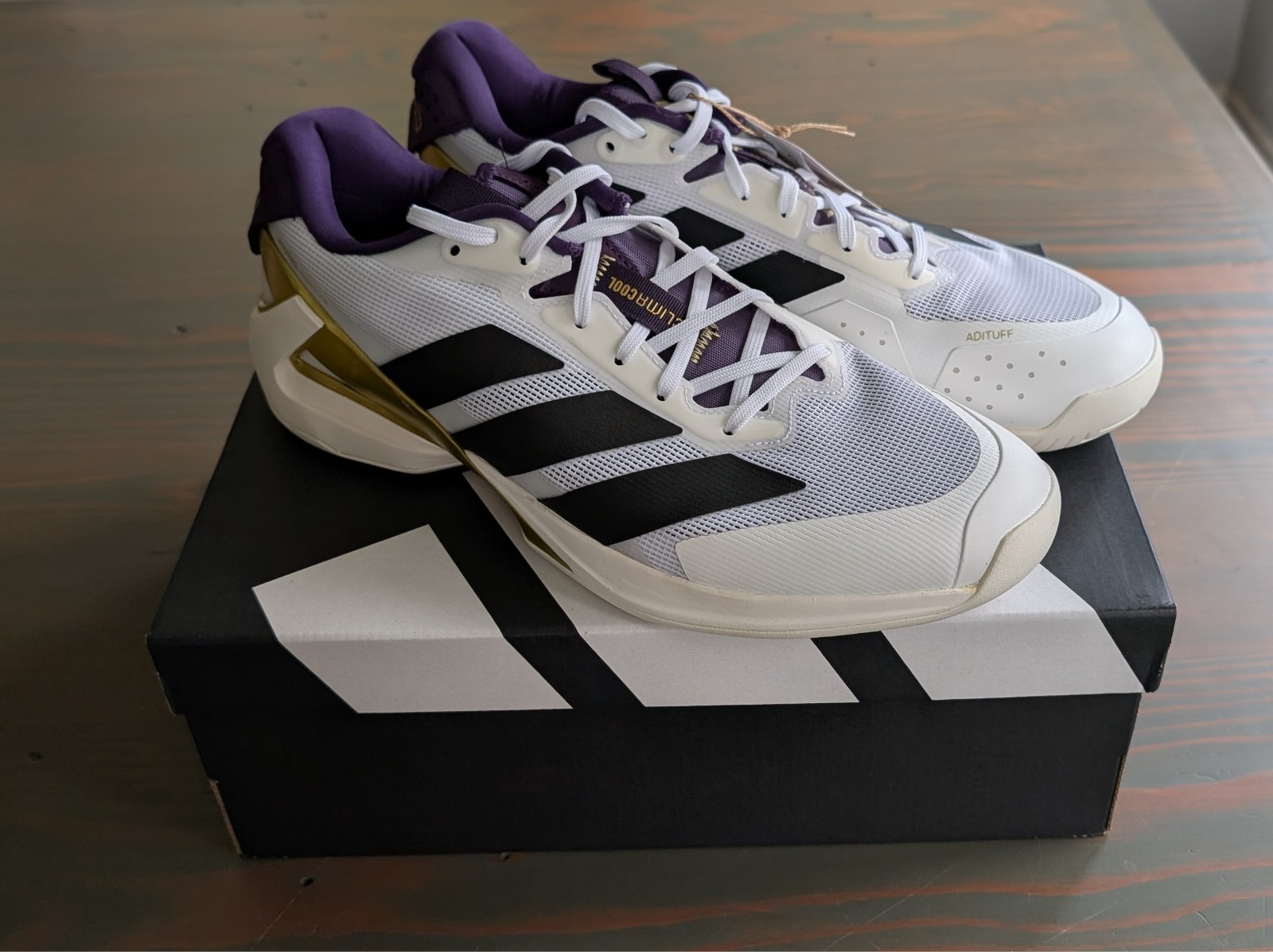 Jq3778 Plum Purple White Size 11
