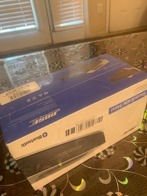 Bose SoundLink 359037-1300 Mini Bluetooth Speaker - Silver for