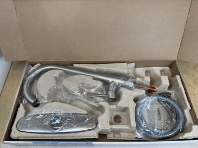 Moen 87966SRS Kaden Pull Down Kitchen Faucet Power Clean *READ DESCRIPTION*