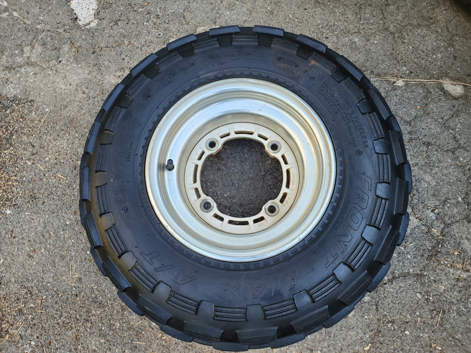 1986 86 ATC350X HONDA OEM FRONT WHEEL RIM TIRE 1985 85 ATC 350X 250R