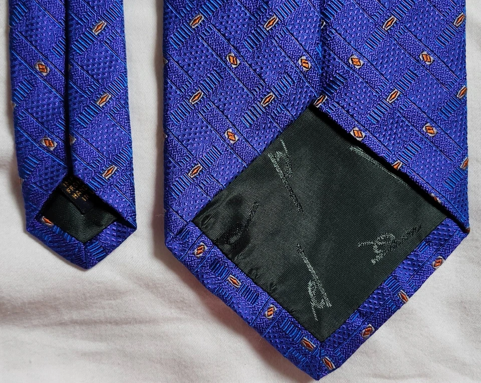 Corbata para hombre XMI platino azul a cuadros vívida toda seda hecha a mano en EE. UU. Foto 4 de 4