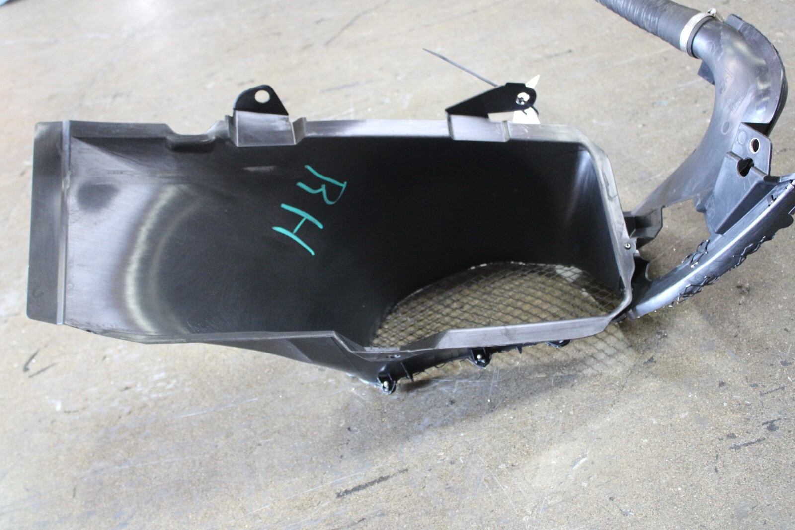 Ferrari F8 Tributo, RH, Right, Lateral Air Intake Duct, Dmg, Used, P/N 908377