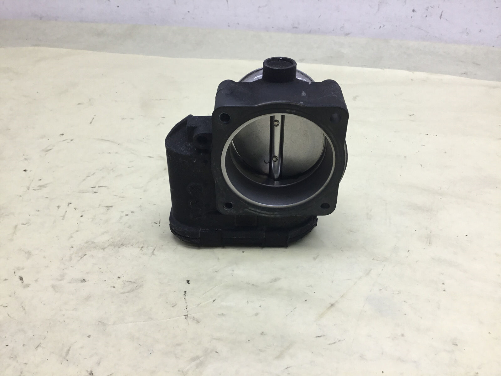 1318 Bentley Flying Spur W12 6.0L Air Intake Valve Throttle Body Y eBay