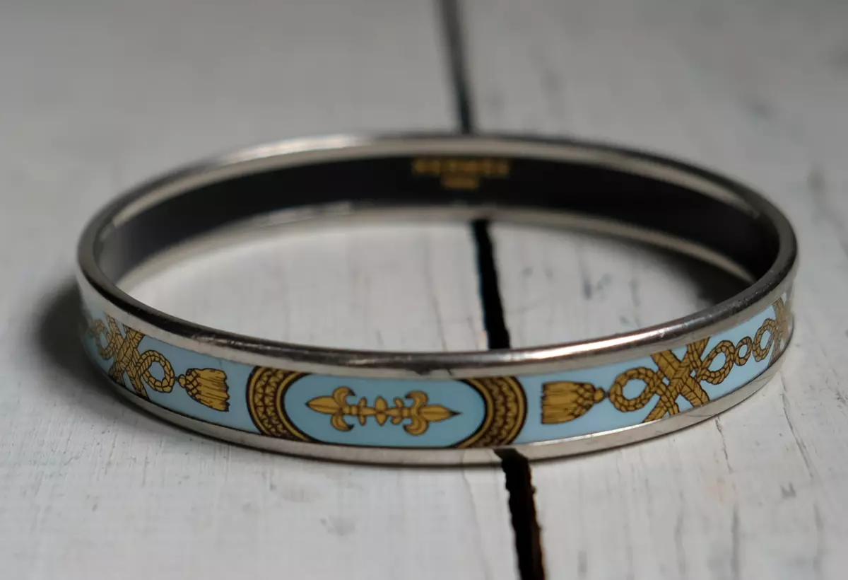 Hermes narrow shop enamel bracelet