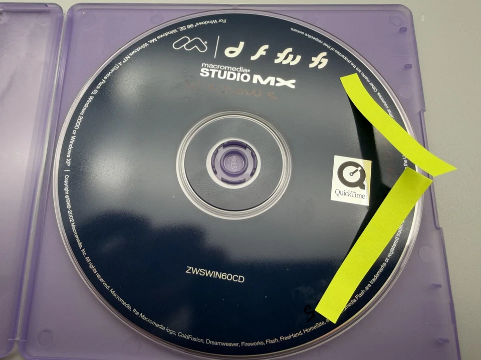Disco de software vintage Macromedia Studio MX Windows ZWSWIN60CD Dreamweaver Flash Foto 3 de 4
