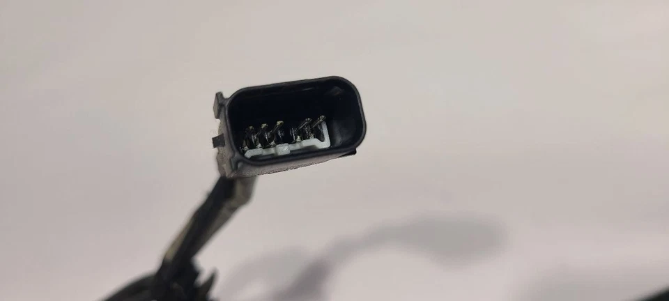 2013-2018 FORD C MAX RH Seat Belt Front Bucket Passenger Buckle   Foto 4 de 4