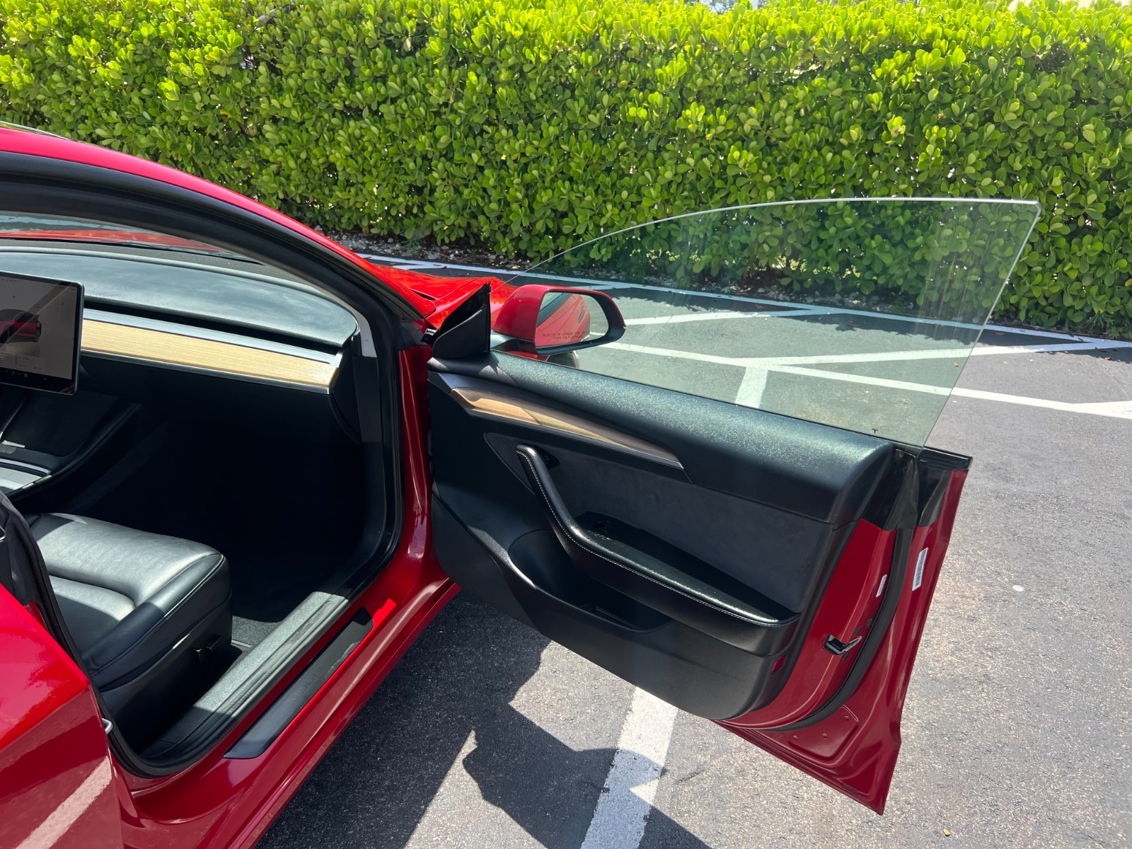 Tesla Model 3 - Image 19