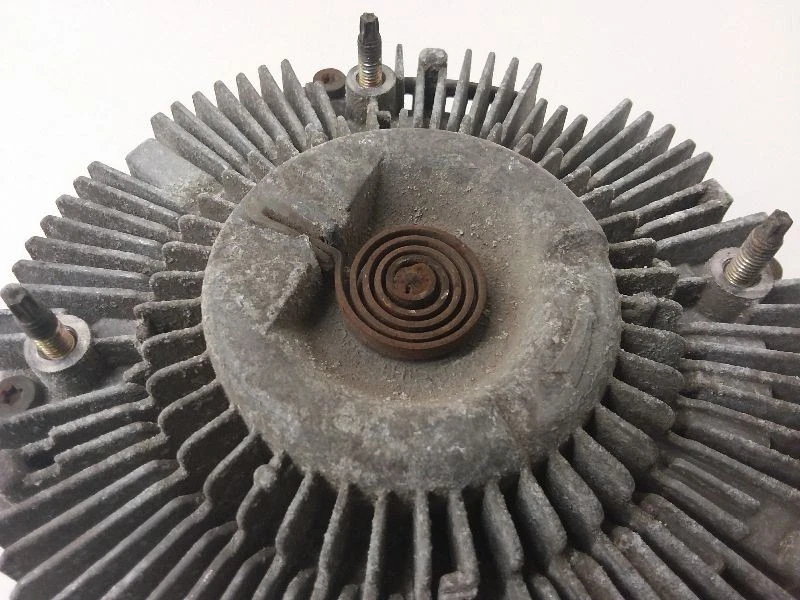 1998-2002 Isuzu Trooper Fan Clutch Foto 3 de 4