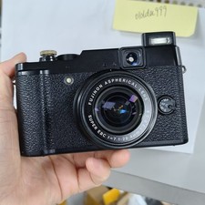 FUJIFILM X10 12MP Digital Camera with 12 Megapixel Optical Zoom Black 95%New
