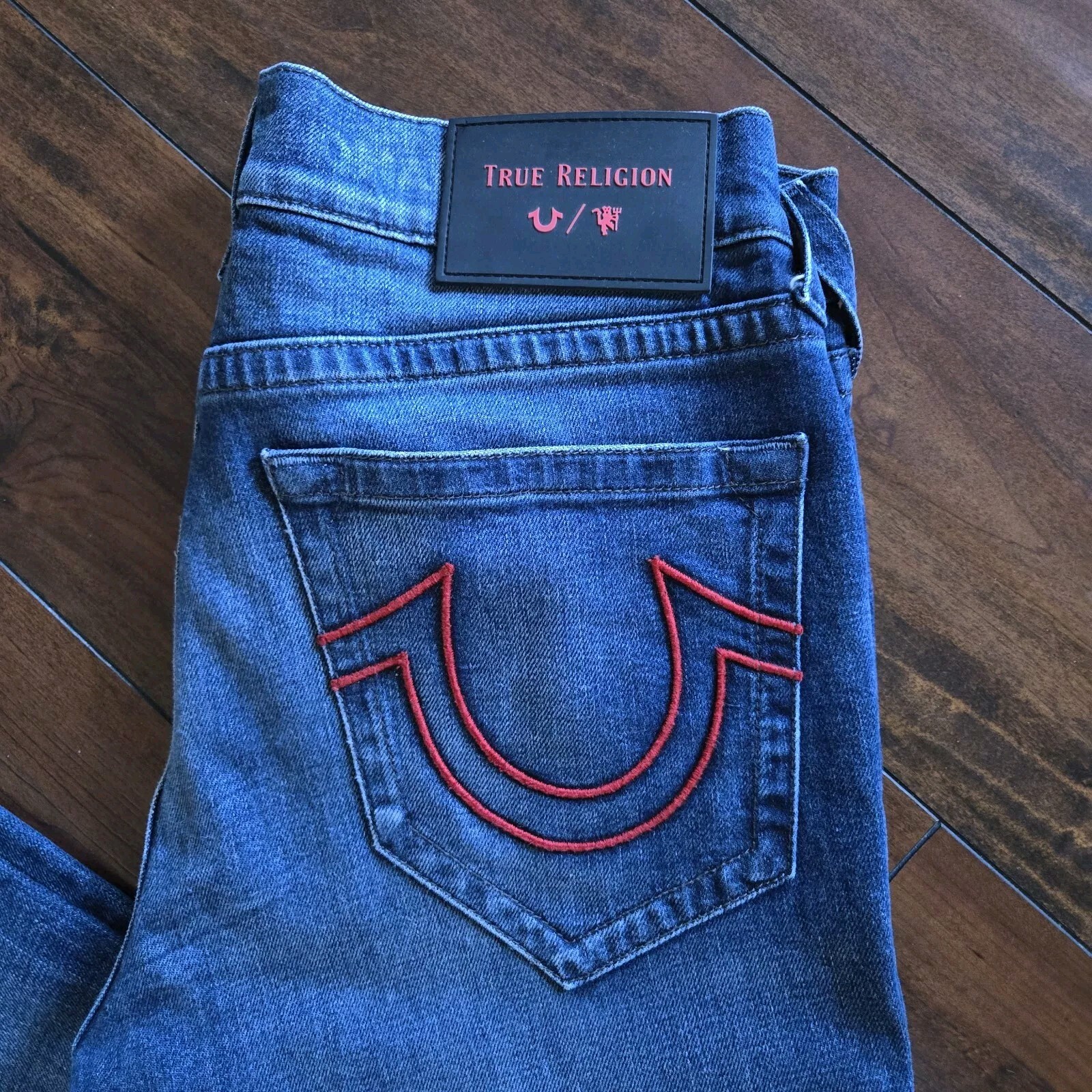 True Religion Men's Denim Manchester United Rocco SE Red Stitch Jeans Size 32 thumbnail 9