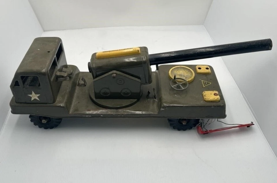 N-2400 Electronic Cannon Toy Truck 1950's Battery Op Vintage Nylint - Image 4 of 4