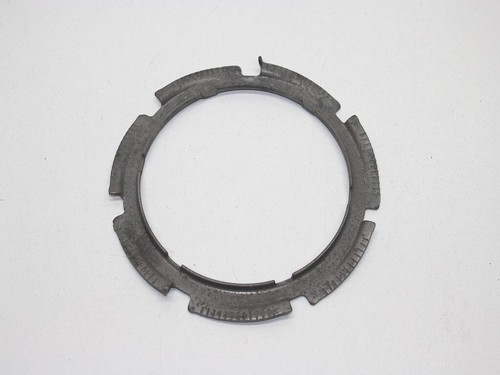 Audi A3 8P / Golf 6 Haltering Befestigung Verschluß Benzinpumpe Tank 1K0201375