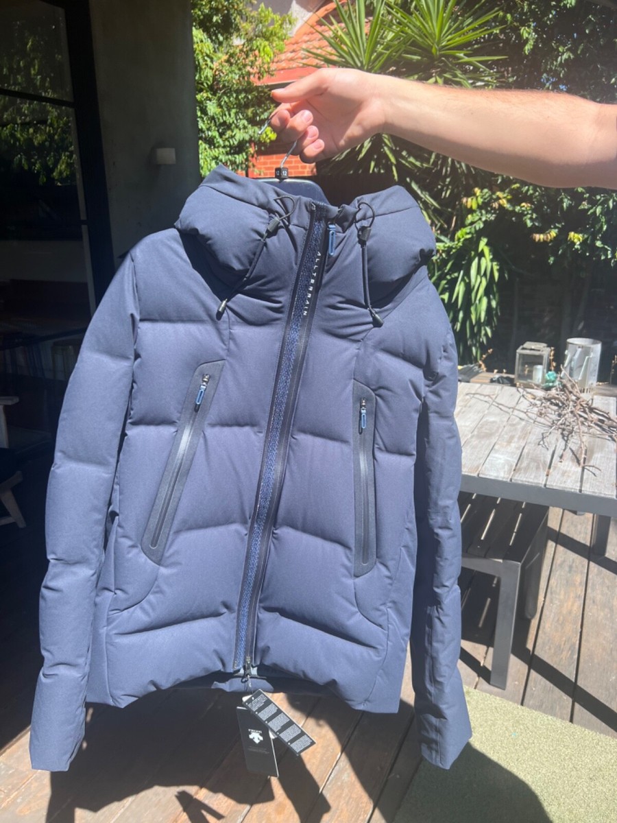 Men's Size L Brand New DESCENTE ALLTERRAIN Mizusawa Down Men's Size L Brand New DESCENTE ALLTERRAIN Mizusawa Down