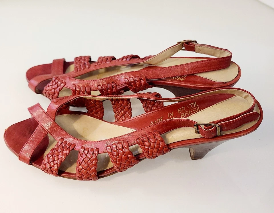 Tacones apilados vintage de cuero trenzado rojo años 80 EE. UU. 8 Brasil  Foto 3 de 4