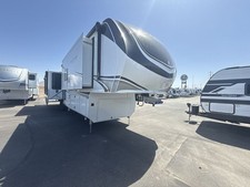 2026 Grand Design Solitude 417KB