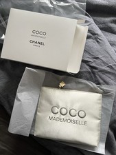 Chanel Beauty Coco Mademoiselle Zipper Cosmetics Pouch VIP Gift NEW 