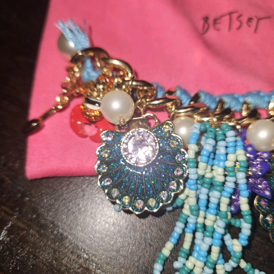 Colección Parques Disney Betsy Johnson Ariel La Sirenita Inspirado "Encanto" Foto 2 de 4