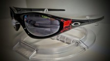 RARE  Oakley Straight Jacket BLOOD SKULL 04-272 AUTHENTIC, Original Sunglasses