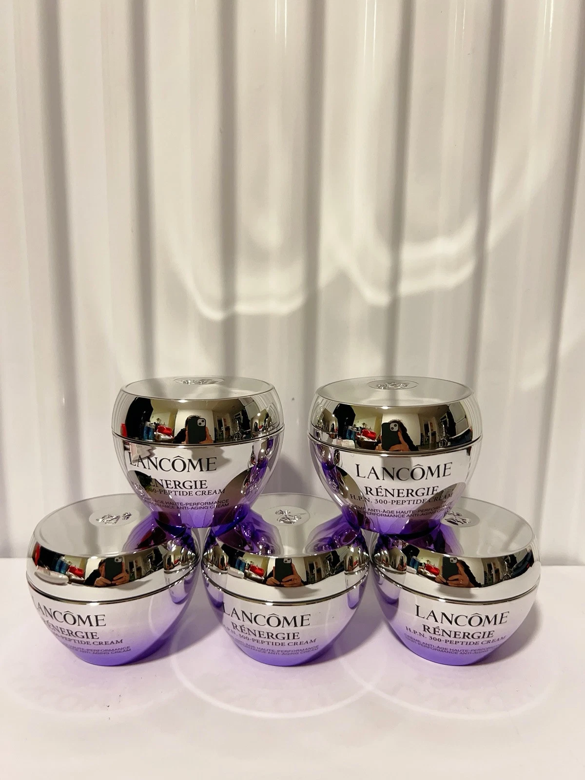 Lancom Renergie H.P.N.300-Peptide High Performance Anti-Aging Cream 15ml×5=75ml
Opens in a new windo