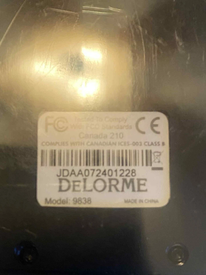 Delorme Earthmate GPS LT-20 USB GPS Receiver - Image 2 of 2