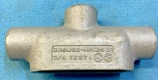 CROUSE-HINDS CONDUIT BODY 21 3/4" TB27 8 CU. IN.