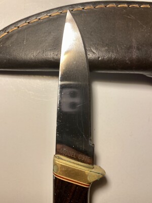 Gerber USA C375 Hunter-Skinner Knife Ebony Wood Handle Original Sheath