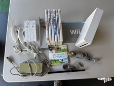 Nintendo Wii Console Bundle With 7 Games Tested  Works Wii Sports, Madden...