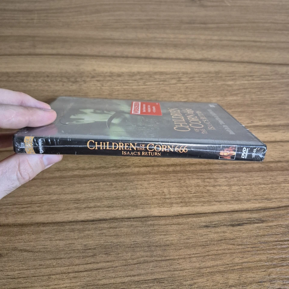 Children of the Corn 666: Isaac's Return (DVD, 1999) Nuevo/Sellado - Horror Foto 3 de 4
