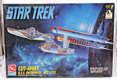 Star Trek Cut-Away U.S.S. Enterprise NCC-1701 - AMT / ERTL - Model Kit - Neu