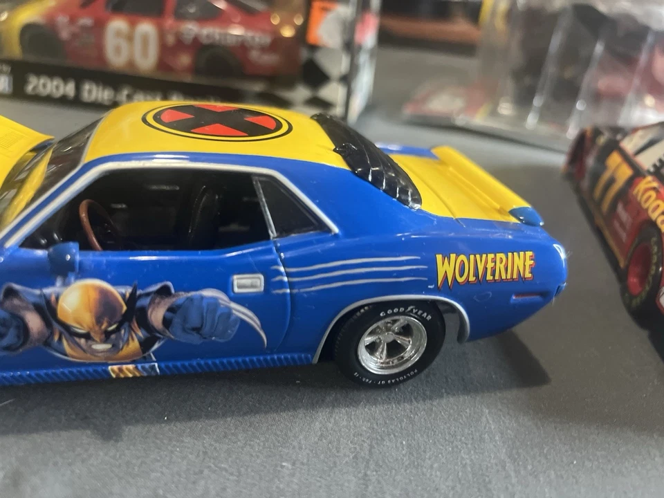 Johnny Lightning Marvel Wolverine 1970 Plymouth HEMI Barracuda Diecast Car Only - Image 4 of 4