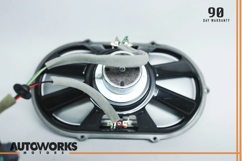 03-12 Range Rover HSE L322 Subwoofer de sonido de audio trasero Subwoofer Altavoz OEM Foto 3 de 4