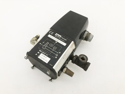 Parker P3P-RJ92C100D E34 A Pneumatic Pressure Regulator 0-10 V 12 b/170 PSI