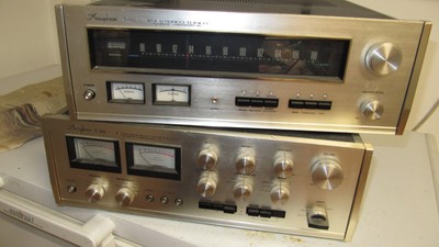 Accuphase Tuner T101