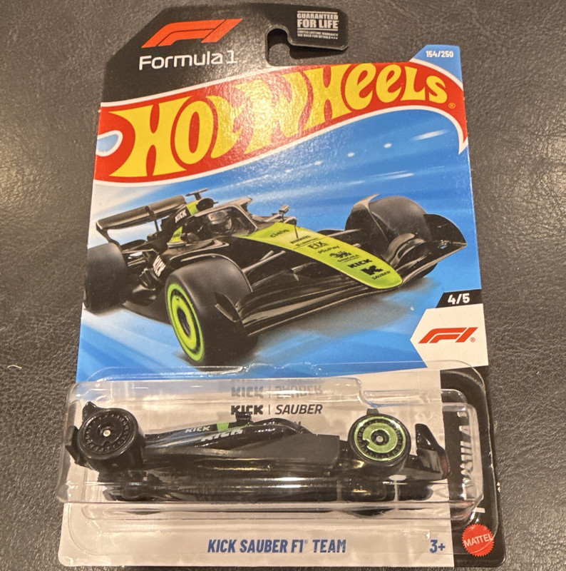 Hot Wheels Formula 1 2025 Kick Sauber F1 Team Diecast Car Black/Green