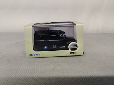 Oxford 76BED001 Herefordshire Bedford J1 Lomas Krankenwagen mit funktionierender LED 1:76
