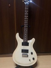 Guitarra eléctrica tipo SELVA SDC-600 PRS