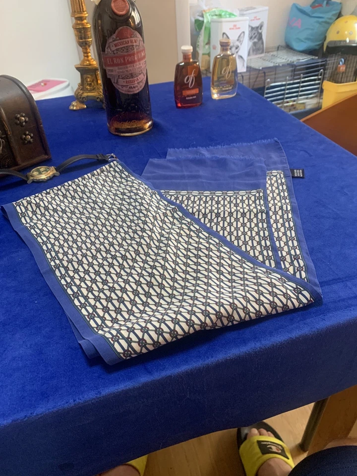 SCIARPA 100% SETA PIERRE CARDIN VINTAGE - Imagen 2 de 4