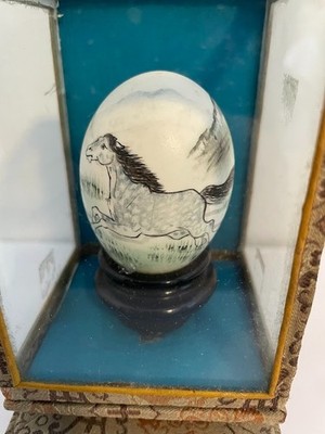 VTG Chinese Oriental HORSE Hand-Painted Egg ORNATE Glass Display Shadow Box CASE