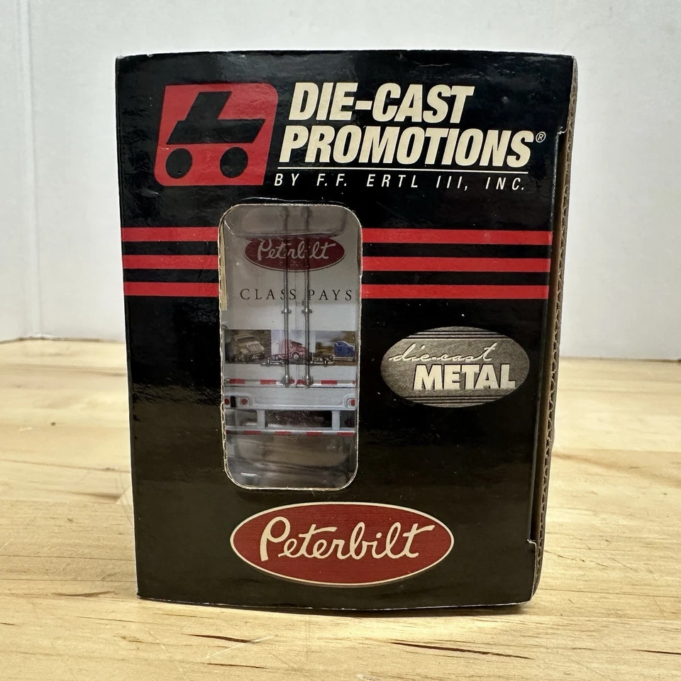 Remolque tractor Peterbilt serie 1 clase paga Die-Cast Promotions escala 1:64 Foto 2 de 4